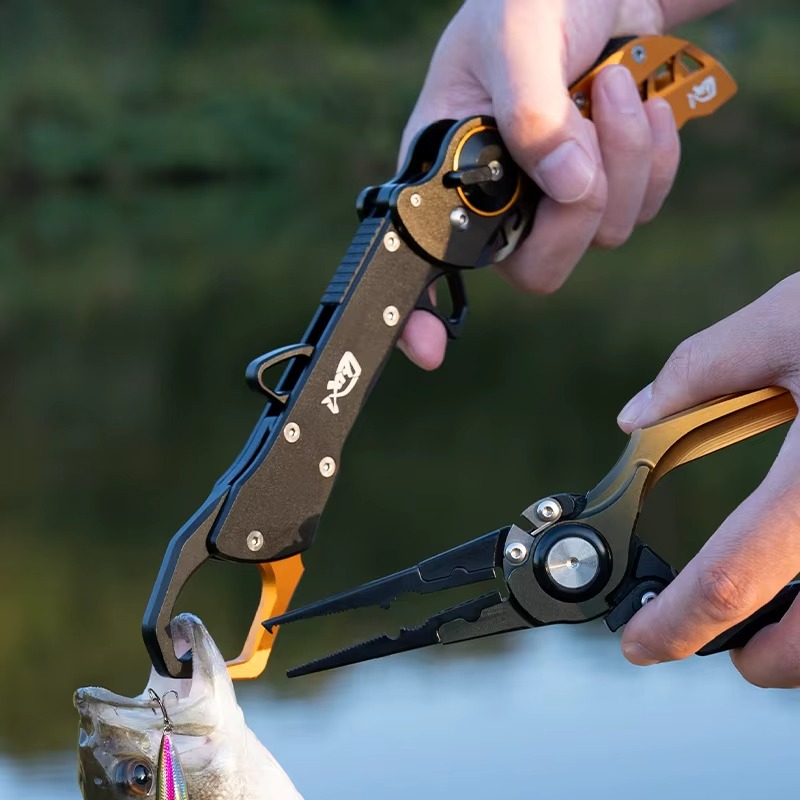 Fishing Line Cutter - طوي سبائك الألومنيوم كماشة الصيد قبضة